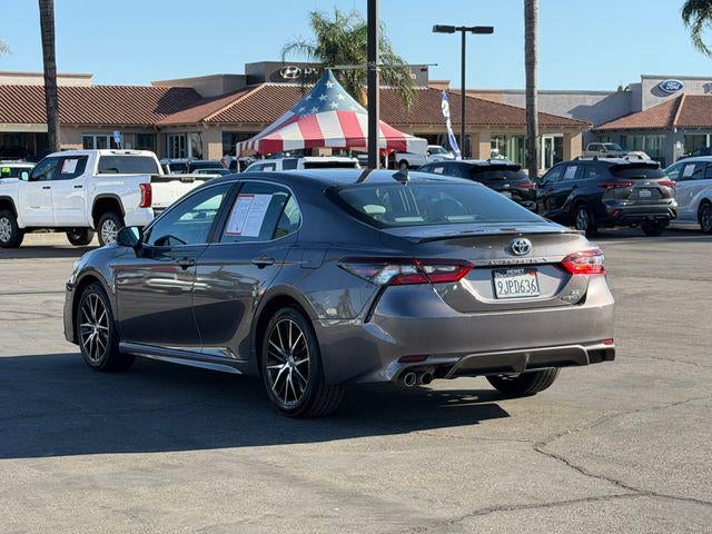 2024 Toyota Camry Hybrid SE
