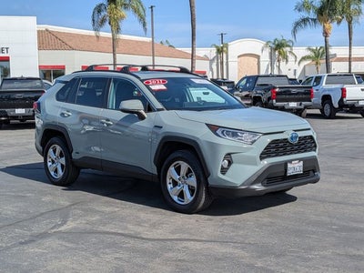 2021 Toyota RAV4 Hybrid XLE Premium