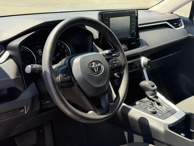 2022 Toyota RAV4 Hybrid XLE