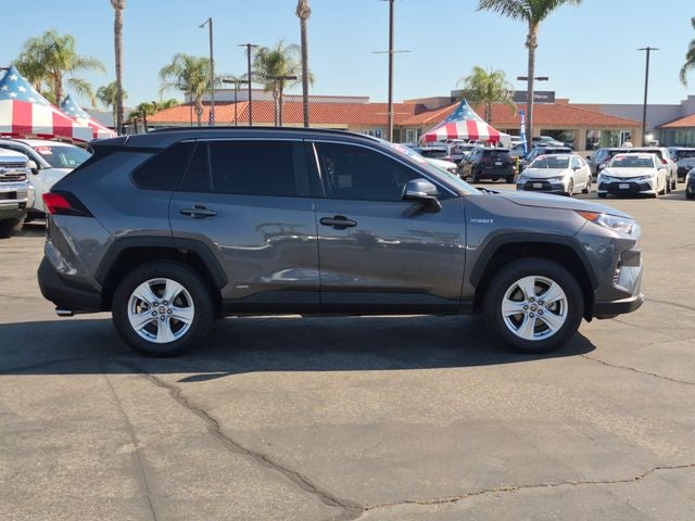 2021 Toyota RAV4 HYBRID XLE