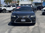 2021 Lexus ES 300h 300h