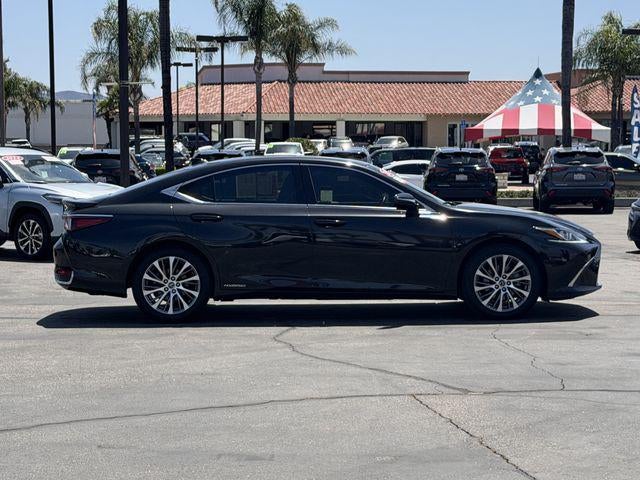 2021 Lexus ES 300h 300h