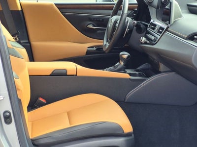 2025 Lexus ES 350 350