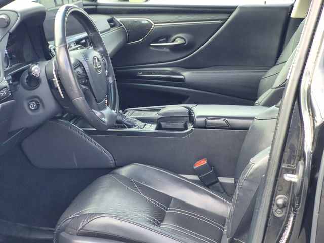 2022 Lexus ES 300h 300h Luxury