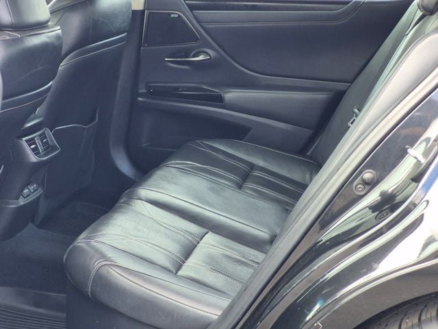 2022 Lexus ES 300h 300h Luxury