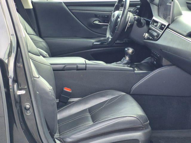 2022 Lexus ES 300h 300h Luxury