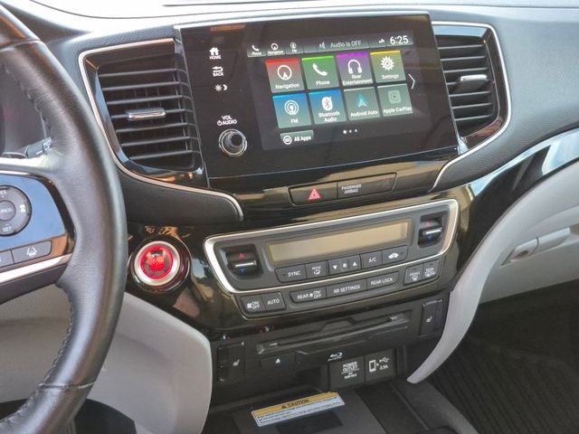 2020 Honda Pilot Touring 8 Passenger