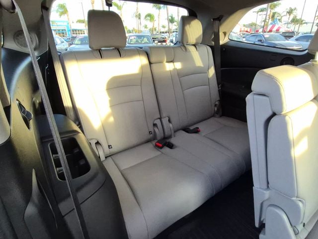 2020 Honda Pilot Touring 8 Passenger