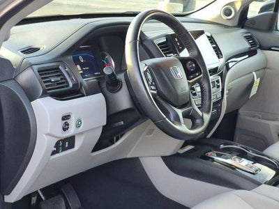 2020 Honda Pilot Touring 8 Passenger