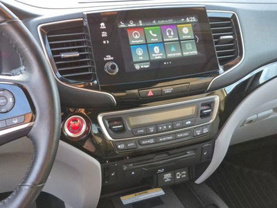 2020 Honda Pilot Touring 8 Passenger