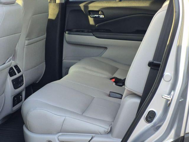 2020 Honda Pilot Touring 8 Passenger