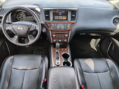 2020 Nissan Pathfinder Platinum