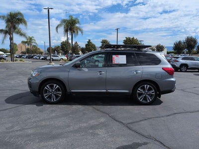 2020 Nissan Pathfinder Platinum