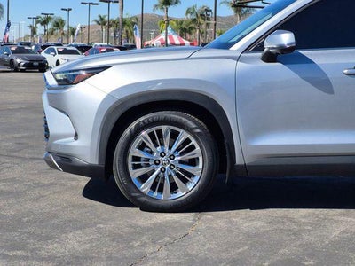 2024 Toyota GRAND HIGHLANDER Platinum