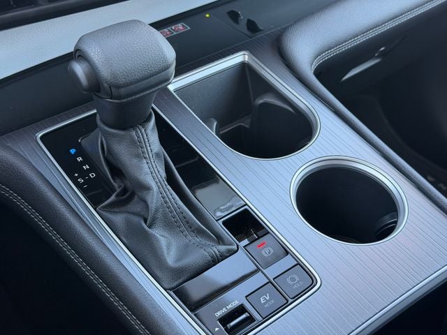 2025 Toyota Sienna LE 8 Passenger