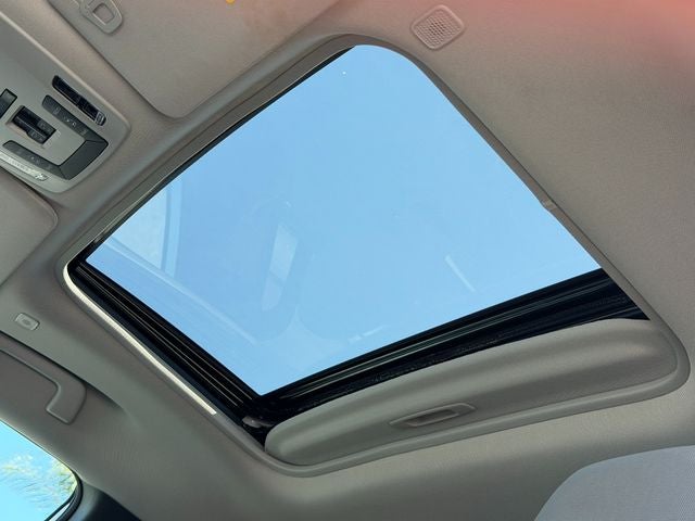 2025 Toyota Sienna LE 8 Passenger