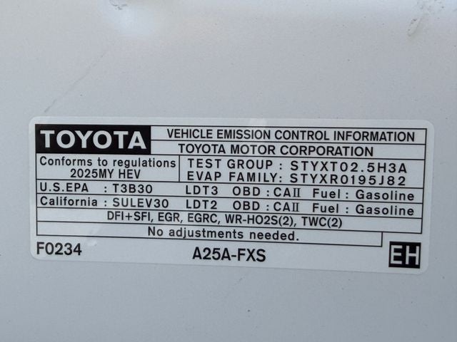 2025 Toyota Sienna LE 8 Passenger