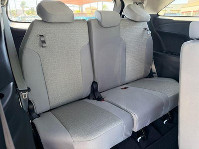 2025 Toyota Sienna LE 8 Passenger