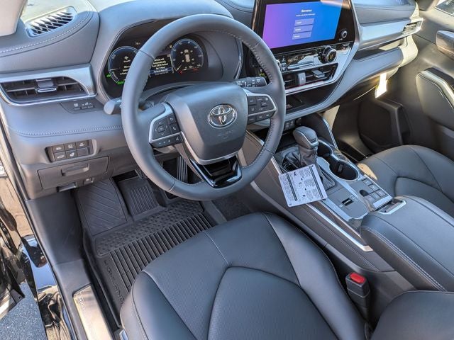 2026 Toyota Highlander Hybrid Hybrid Platinum