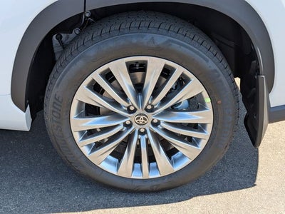 2026 Toyota Highlander Hybrid Hybrid Platinum