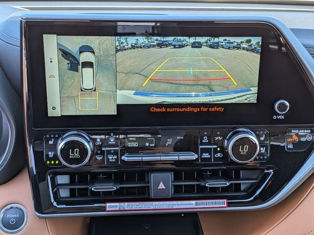 2026 Toyota Highlander Hybrid Hybrid Platinum