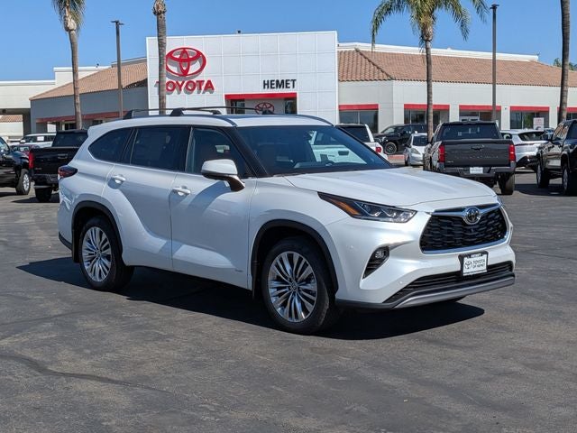 2026 Toyota Highlander Hybrid Hybrid Platinum