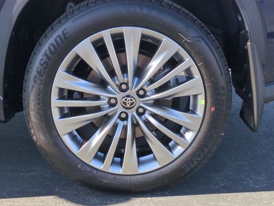 2026 Toyota Highlander Hybrid Hybrid Platinum