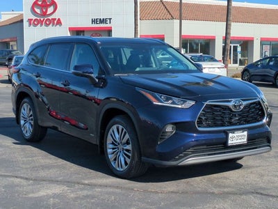 2026 Toyota Highlander Hybrid Hybrid Platinum