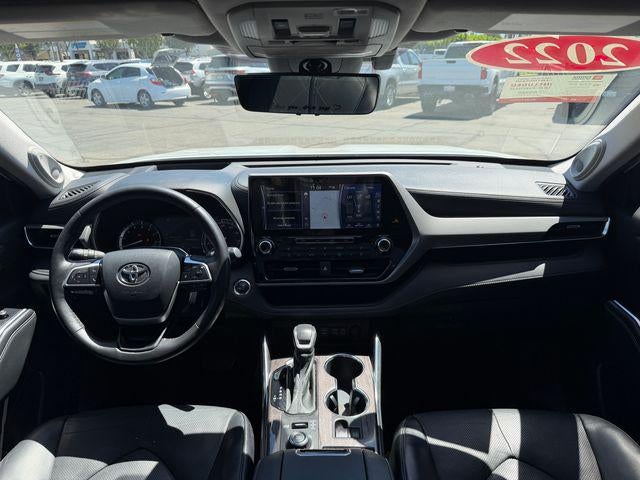2022 Toyota Highlander Platinum