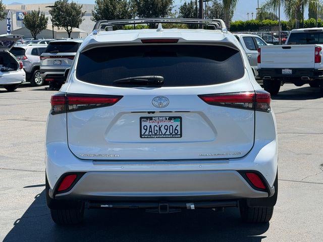 2022 Toyota Highlander Platinum