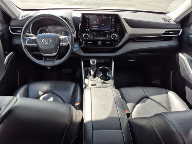 2022 Toyota HIGHLANDER HYBRD XLE