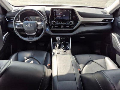 2022 Toyota HIGHLANDER HYBRD XLE
