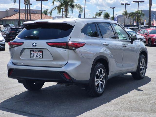 2022 Toyota HIGHLANDER HYBRD XLE
