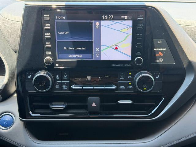 2022 Toyota Highlander Hybrid XLE