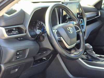 2022 Toyota HIGHLANDER HYBRD XLE
