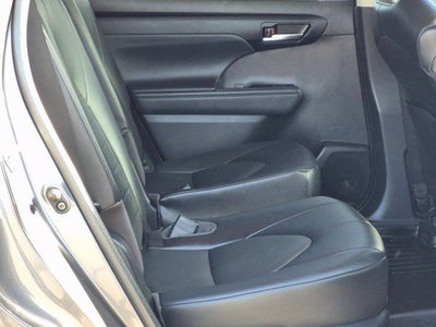 2022 Toyota HIGHLANDER HYBRD XLE