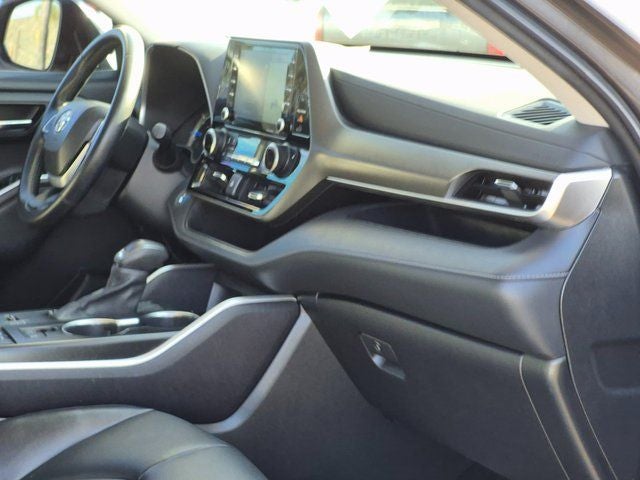 2022 Toyota HIGHLANDER HYBRD XLE