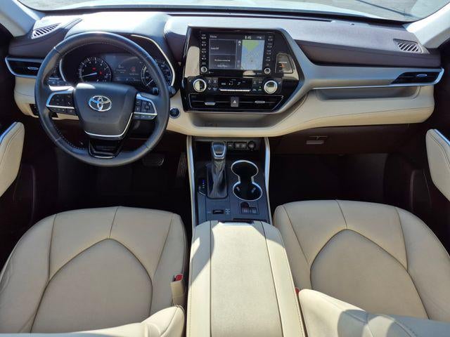 2020 Toyota HIGHLANDER XLE