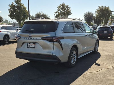 2023 Toyota Sienna XLE 7 Passenger