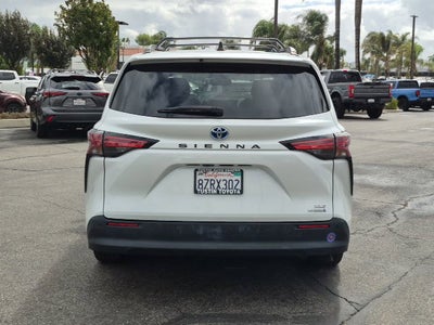 2022 Toyota Sienna XLE 7 Passenger
