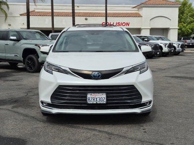 2022 Toyota Sienna XLE 7 Passenger