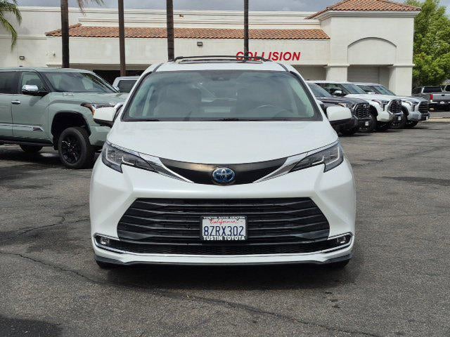 2022 Toyota Sienna XLE 7 Passenger