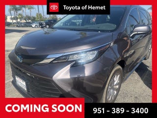 2022 Toyota Sienna XLE 7 Passenger