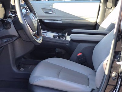 2025 Toyota SIENNA XLE XLE 7 Passenger