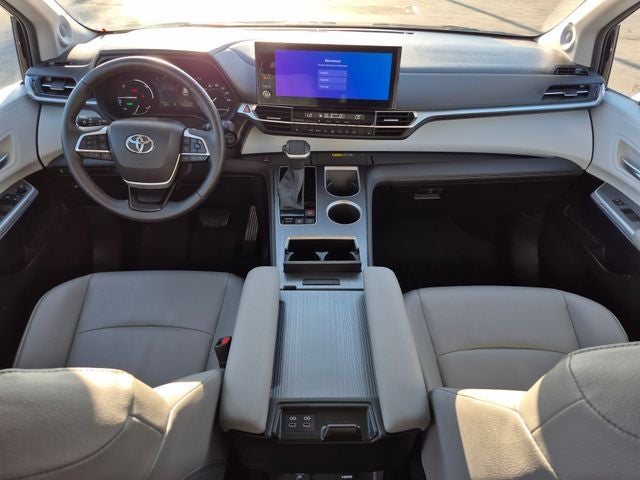 2025 Toyota SIENNA XLE XLE 7 Passenger