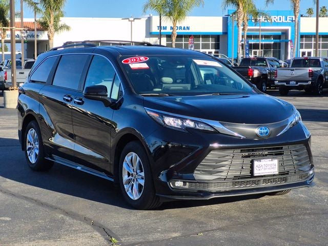2025 Toyota SIENNA XLE XLE 7 Passenger