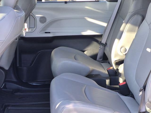 2025 Toyota SIENNA XLE XLE 7 Passenger