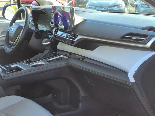 2025 Toyota SIENNA XLE XLE 7 Passenger