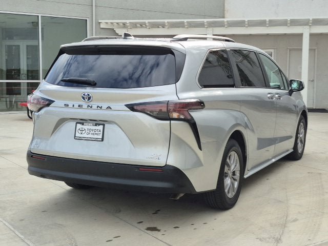 2023 Toyota Sienna XLE 7 Passenger