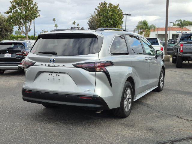 2023 Toyota Sienna XLE 7 Passenger